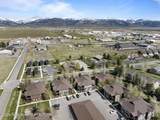 715 Moraine Court - Photo 42