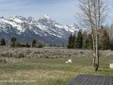 7505 Roberta Drive - Photo 2