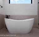 135 Christopher Street - Photo 19