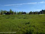 1135 Shasta Daisy Court - Photo 3