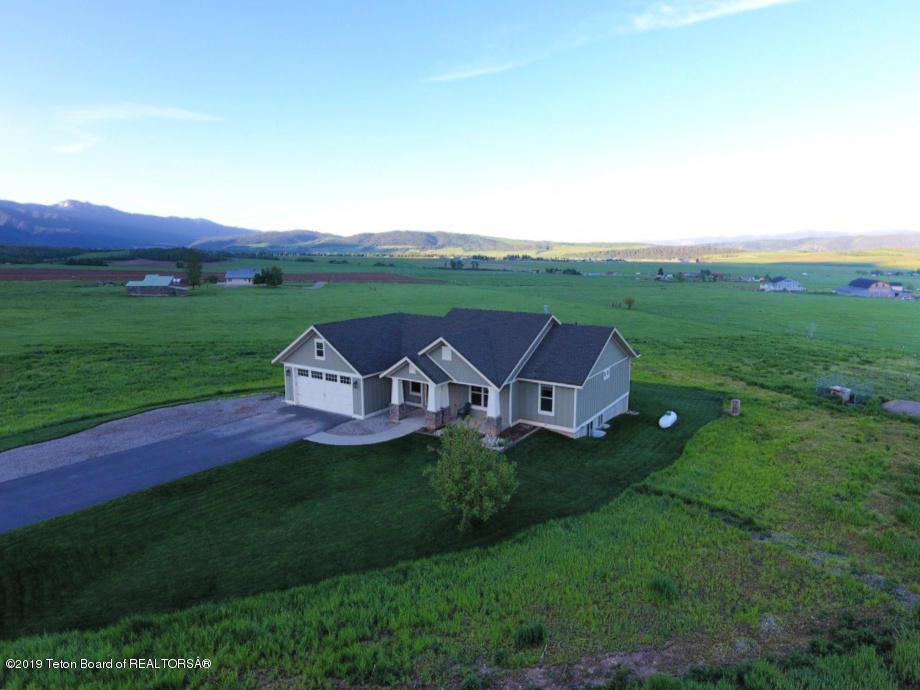271 Serenity Lane - Photo 1