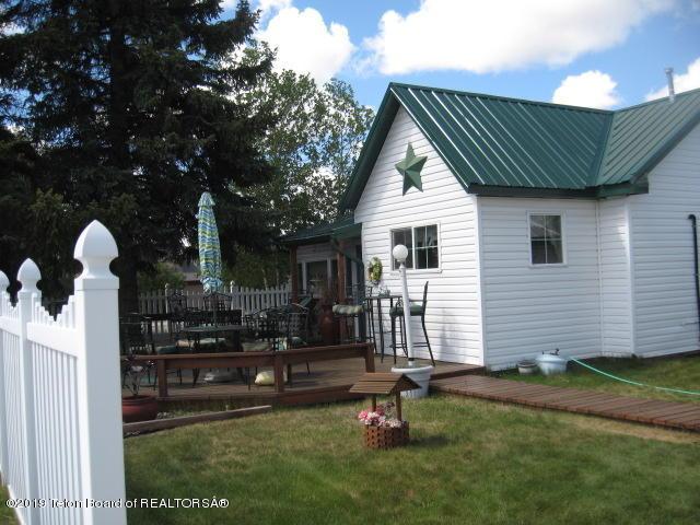 166 Madison - Photo 1