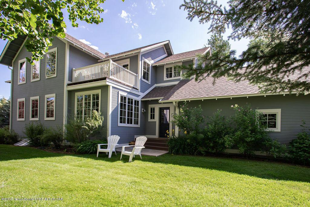 320 Teton Ave - Photo 1