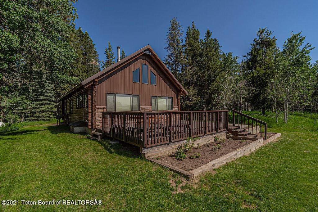 1528 Elk Loop Rd - Photo 1