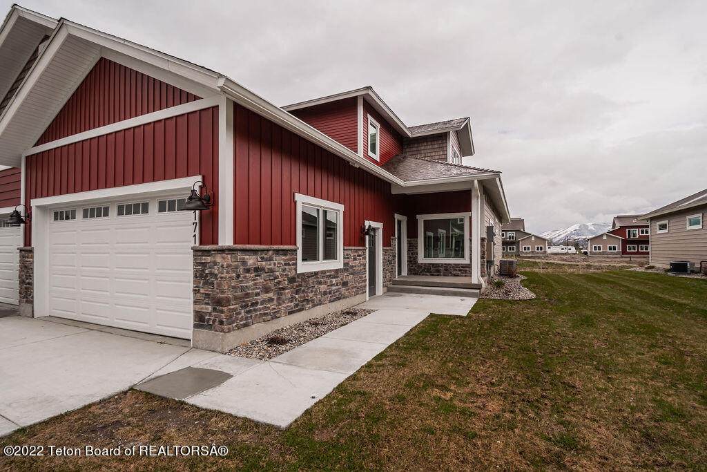 171 Creekside Lane - Photo 1