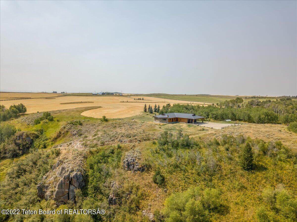 900 3925 E - Photo 1
