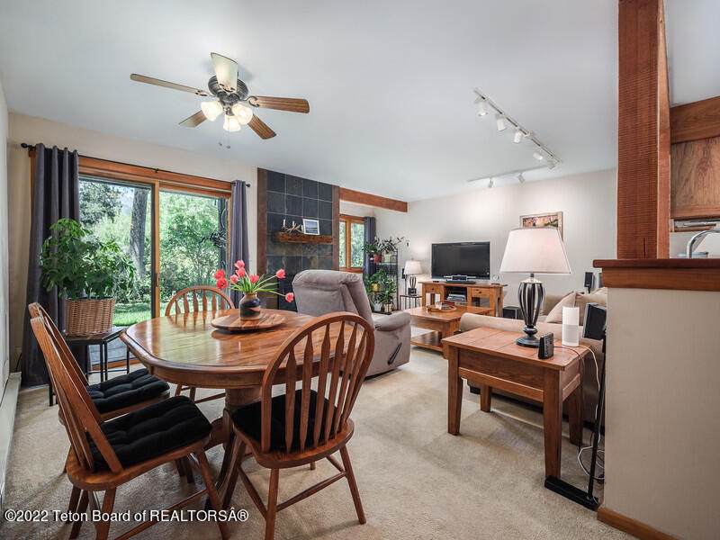 3855 Lake Creek Dr - Photo 1