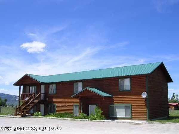 165 Center St - Photo 1