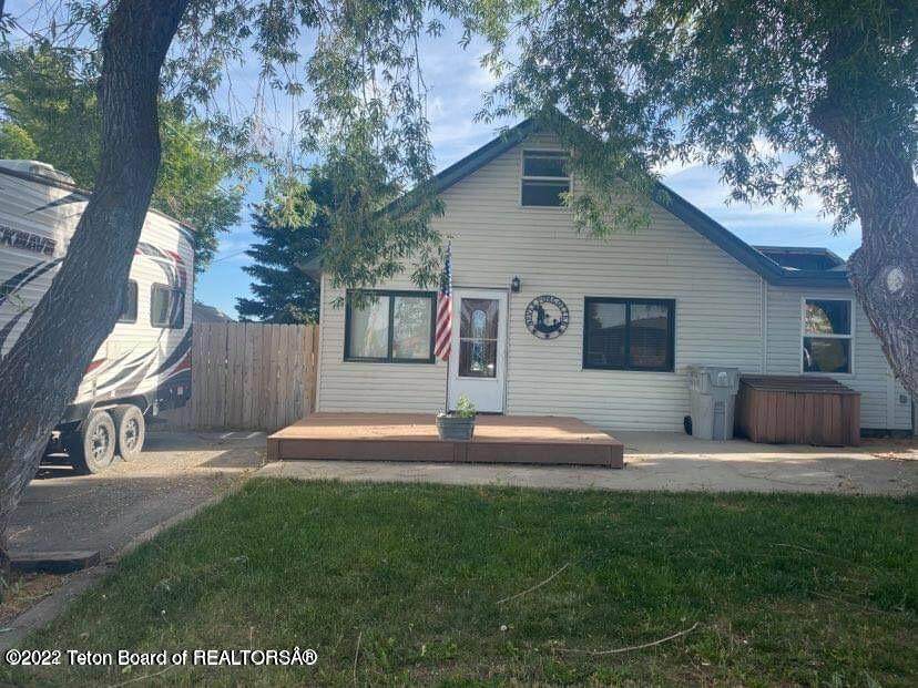 21 3RD AVE. - Photo 1