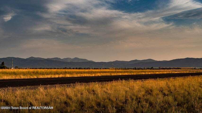 https://bt-photos.global.ssl.fastly.net/teton/1280_boomver_1_23-2206-2.jpg