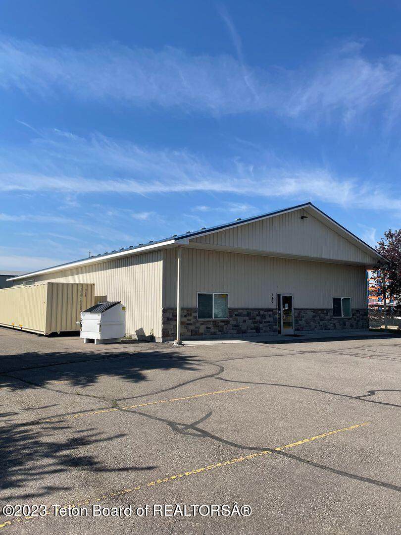 262 Dividend Dr - Photo 1