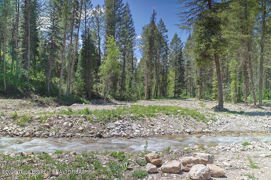 https://bt-photos.global.ssl.fastly.net/teton/1280_boomver_1_25-1235-2.jpg