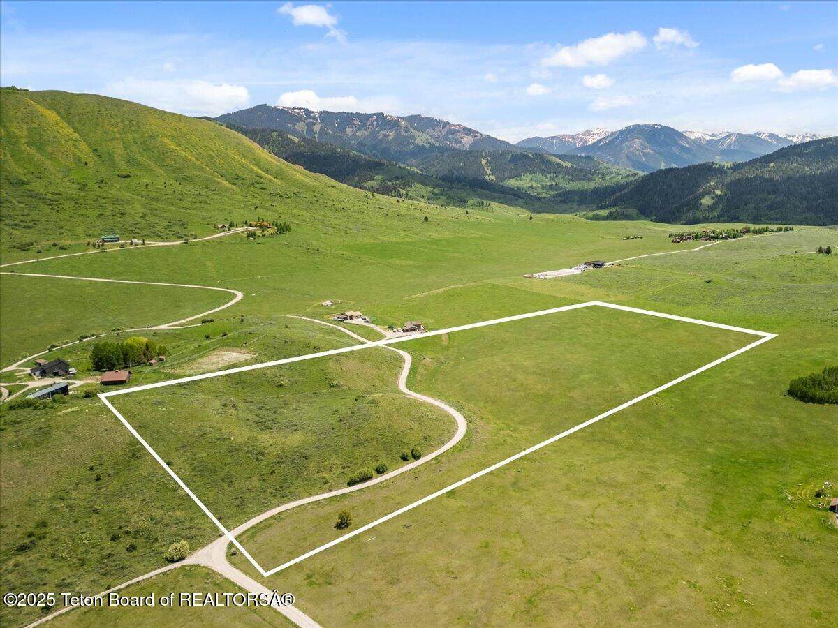 3110 Wildhorse Road - Photo 1