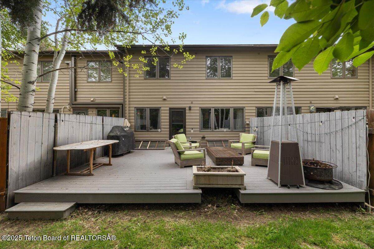 514 Pearl Avenue - Photo 1