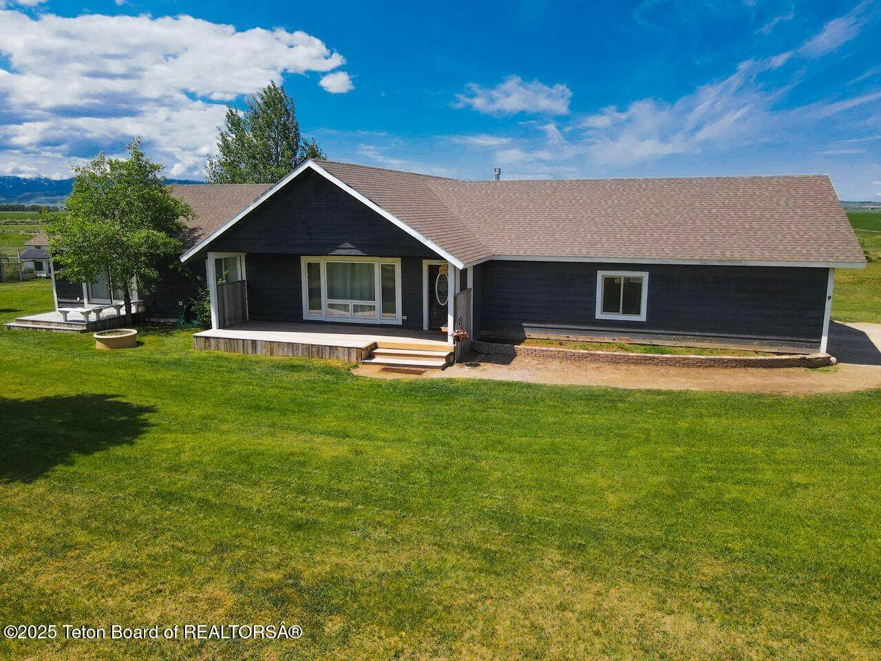 https://bt-photos.global.ssl.fastly.net/teton/orig_boomver_1_25-1485-2.jpg