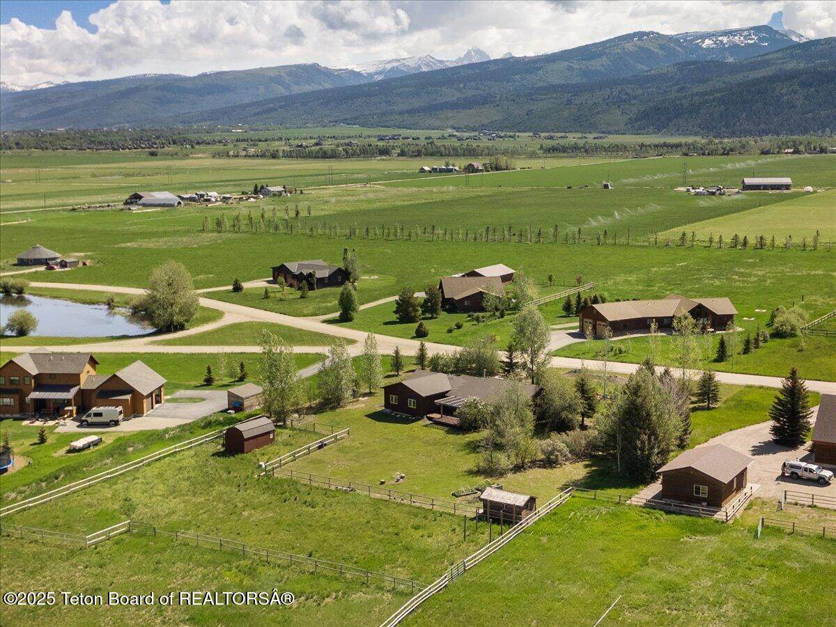https://bt-photos.global.ssl.fastly.net/teton/orig_boomver_1_25-1552-2.jpg