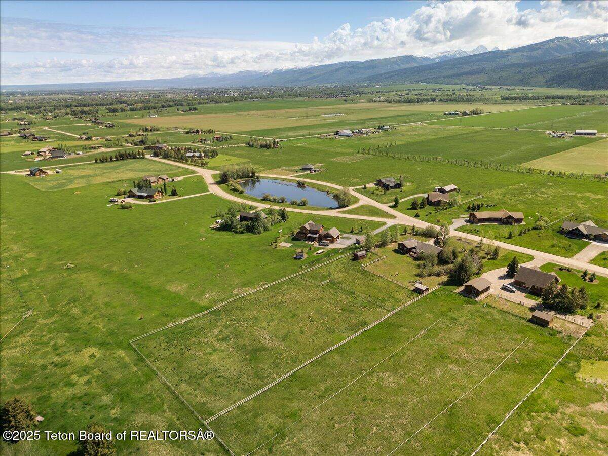 https://bt-photos.global.ssl.fastly.net/teton/orig_boomver_1_25-1552-2.jpg