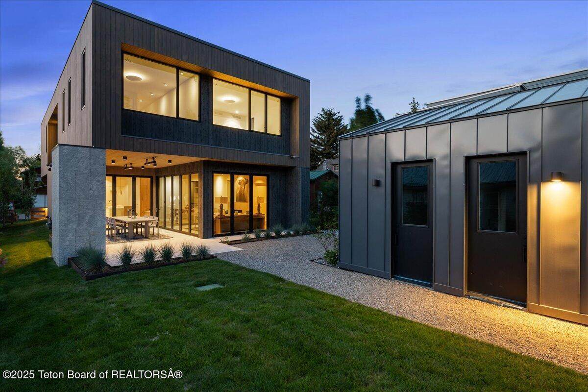 620 Simpson Avenue - Photo 1
