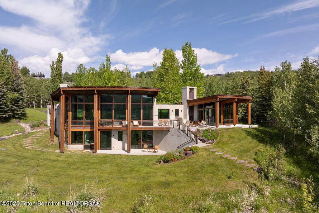 https://bt-photos.global.ssl.fastly.net/teton/orig_boomver_1_25-1806-2.jpg
