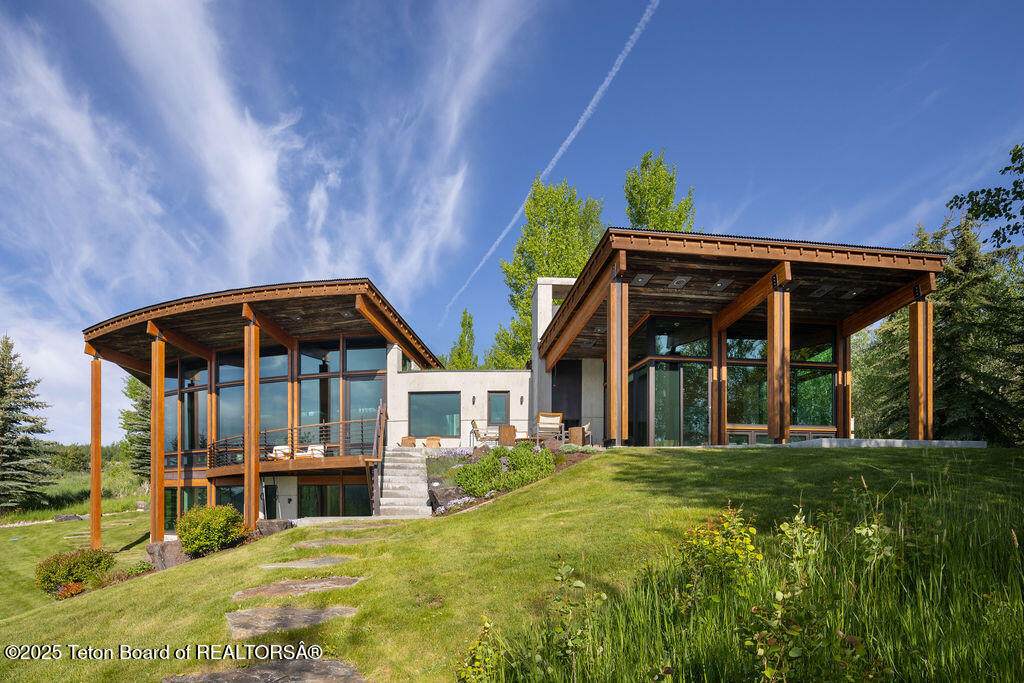https://bt-photos.global.ssl.fastly.net/teton/orig_boomver_1_25-1806-2.jpg