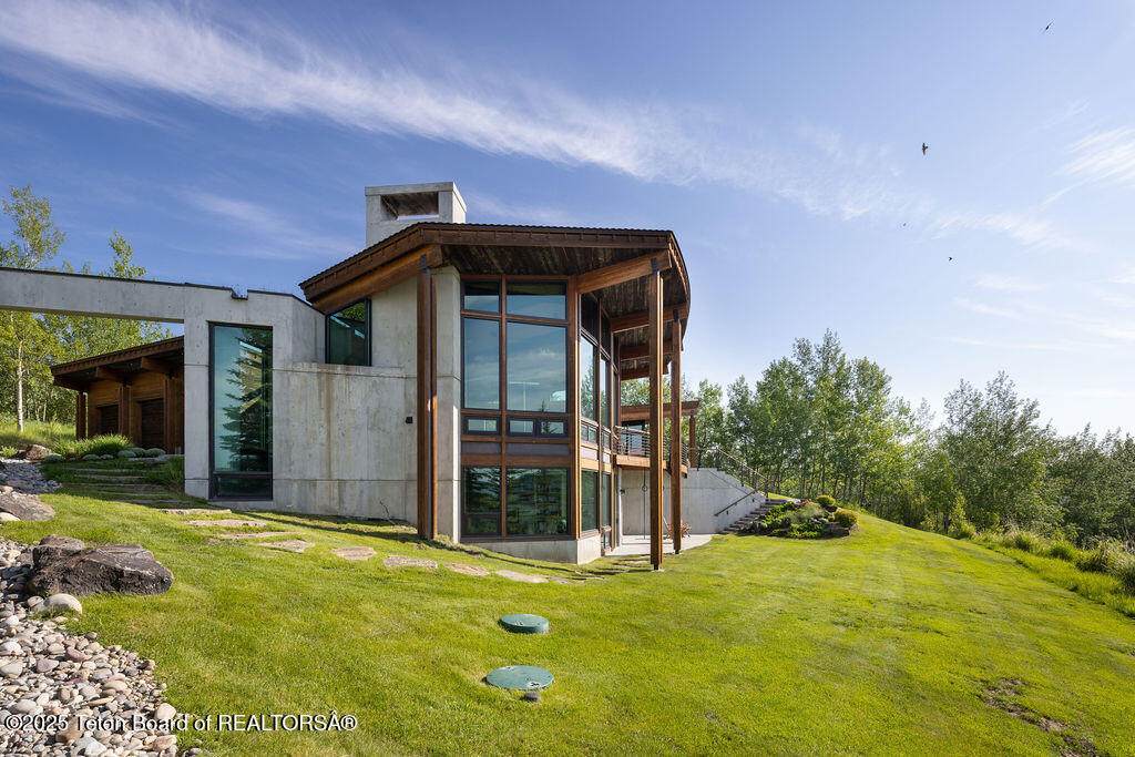 https://bt-photos.global.ssl.fastly.net/teton/orig_boomver_1_25-1806-2.jpg
