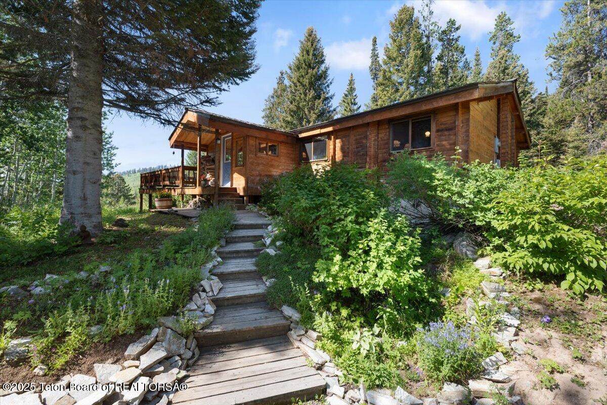 6740 Lupine Trail - Photo 1