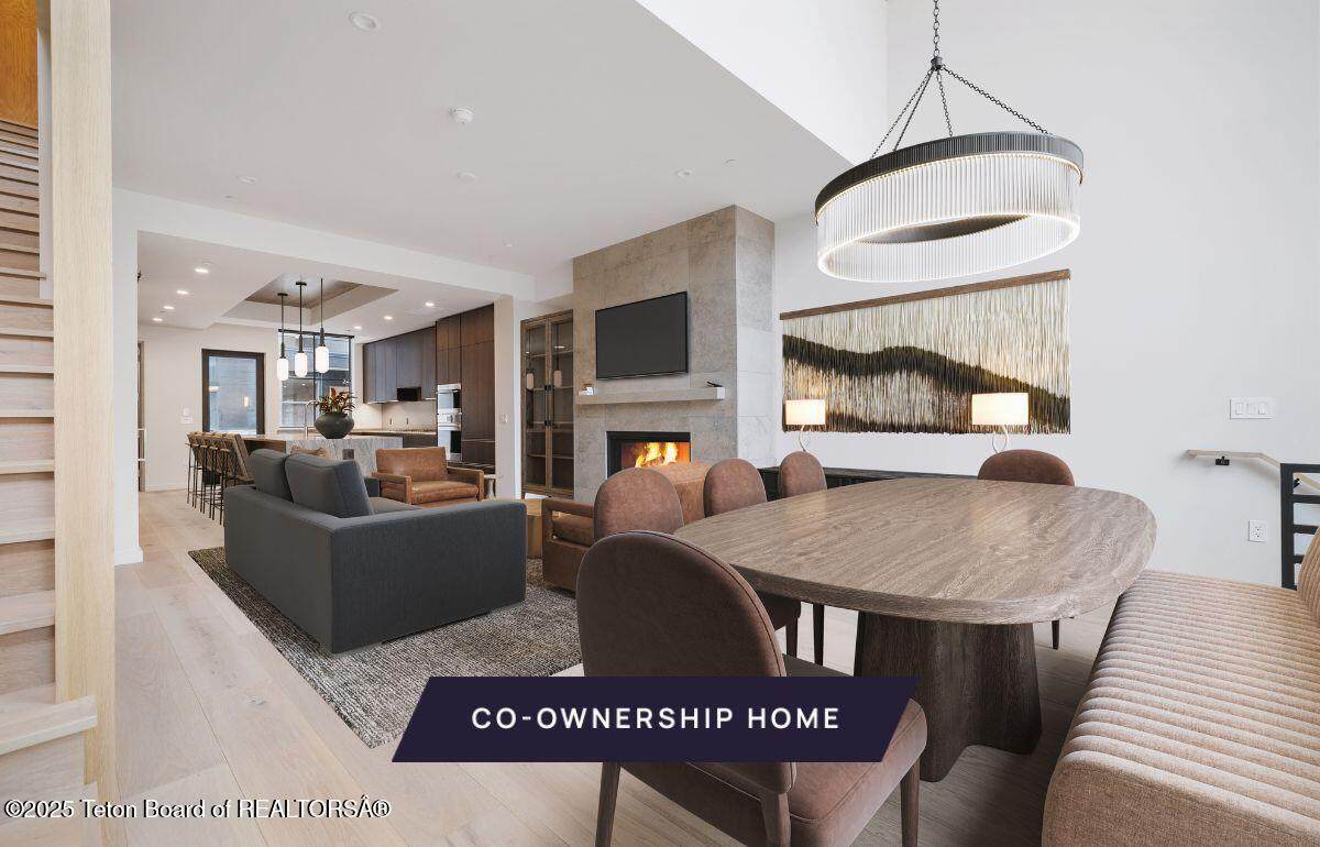 165 Glenwood Street - Photo 1