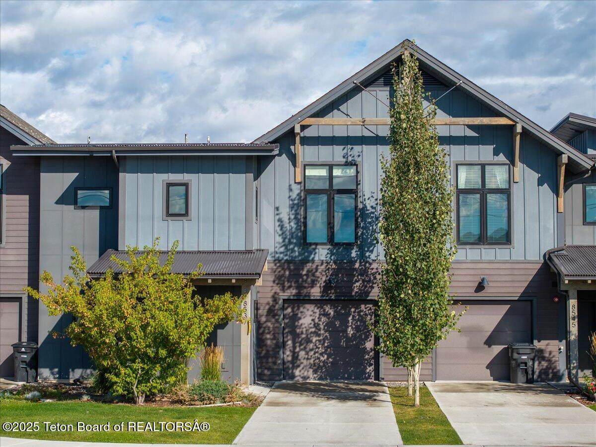 8537 1000 W - Photo 1