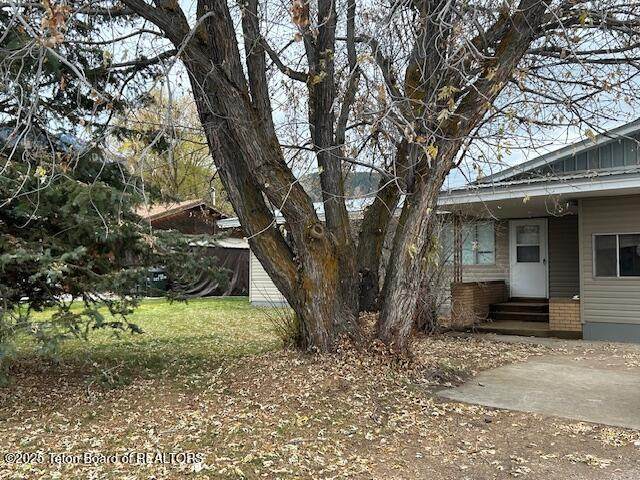 168 2ND Avenue - Photo 1