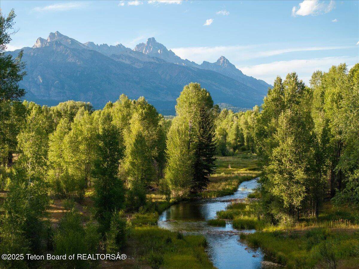 https://bt-photos.global.ssl.fastly.net/teton/orig_boomver_1_25-3002-2.jpg