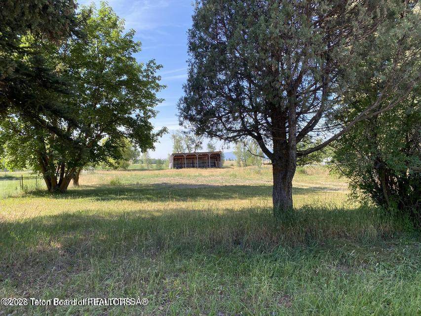 2112 Stewart Trail Road - Photo 1