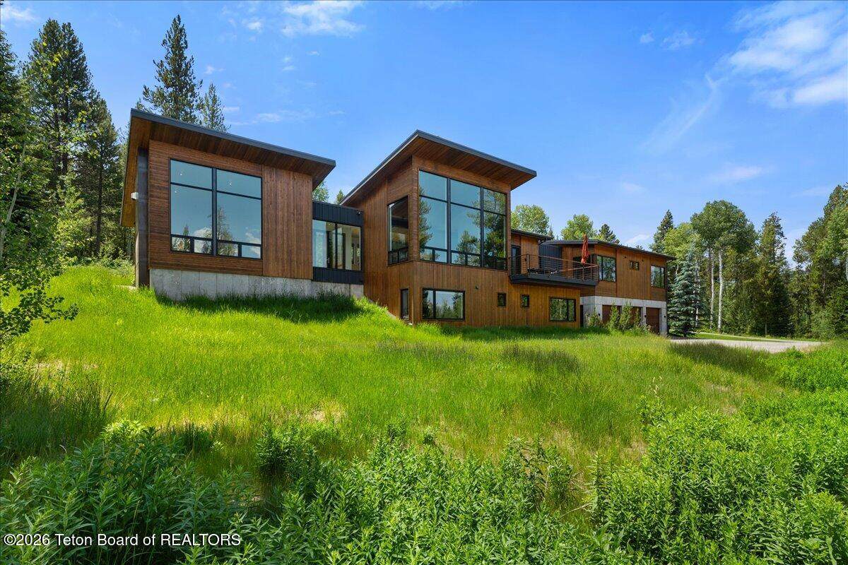 3650 Highland Trail - Photo 1