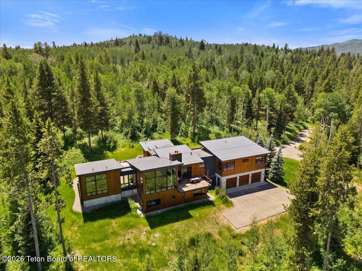 https://bt-photos.global.ssl.fastly.net/teton/orig_boomver_1_26-1027-2.jpg
