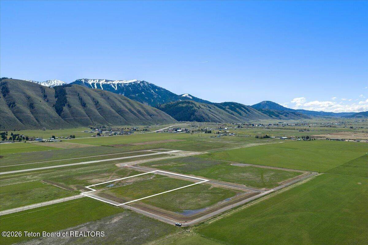 https://bt-photos.global.ssl.fastly.net/teton/orig_boomver_1_26-1211-2.jpg
