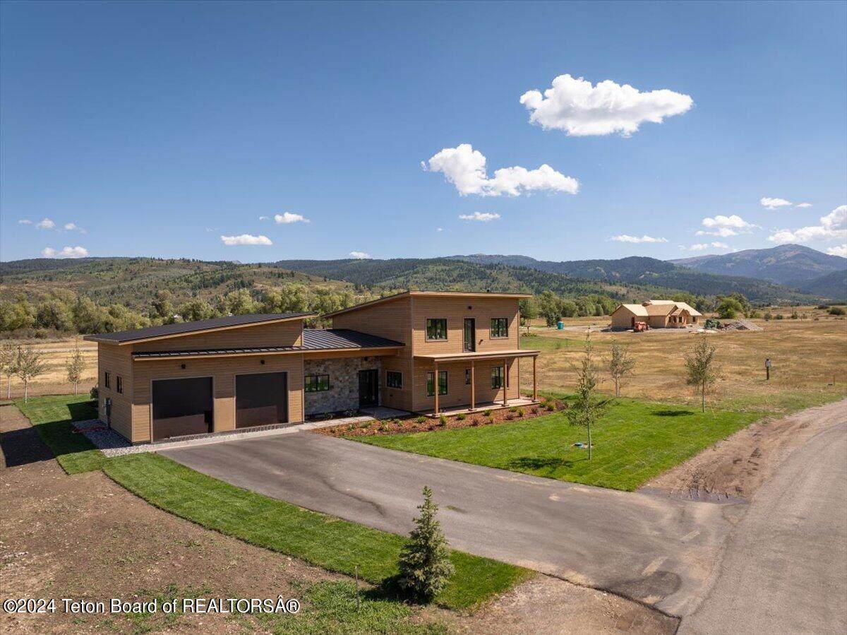 https://bt-photos.global.ssl.fastly.net/teton/orig_boomver_1_26-1270-2.jpg
