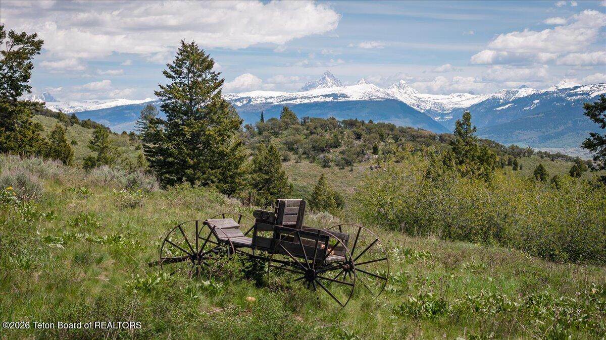https://bt-photos.global.ssl.fastly.net/teton/orig_boomver_1_26-1316-2.jpg