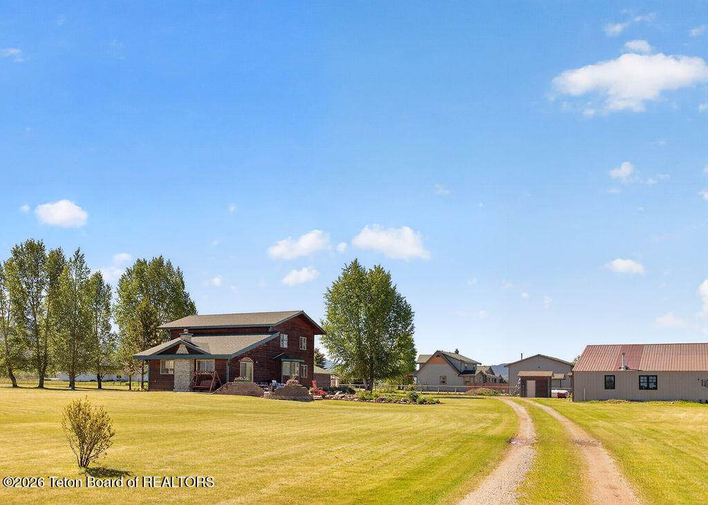https://bt-photos.global.ssl.fastly.net/teton/orig_boomver_1_26-1452-2.jpg