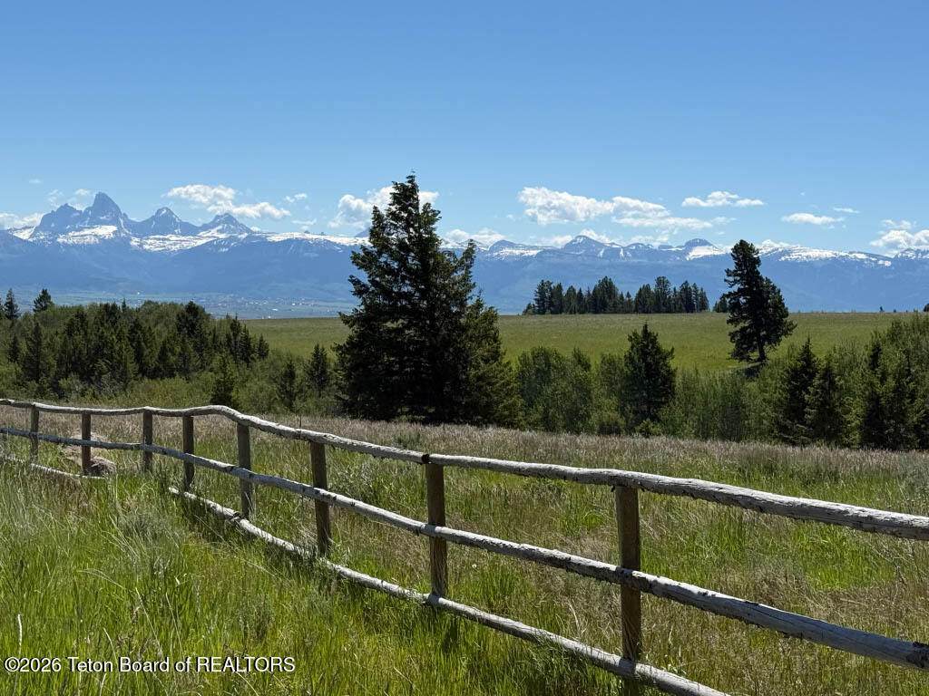 https://bt-photos.global.ssl.fastly.net/teton/orig_boomver_1_26-1493-2.jpg