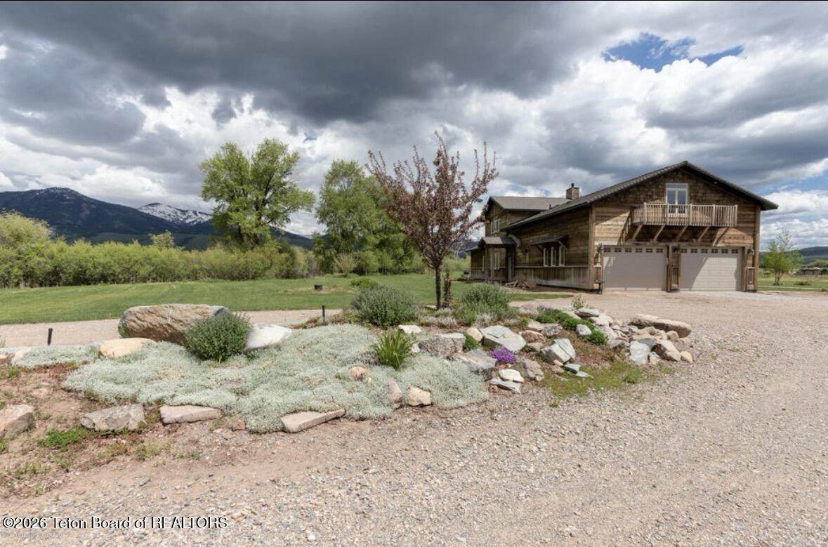 https://bt-photos.global.ssl.fastly.net/teton/orig_boomver_1_26-1498-2.jpg