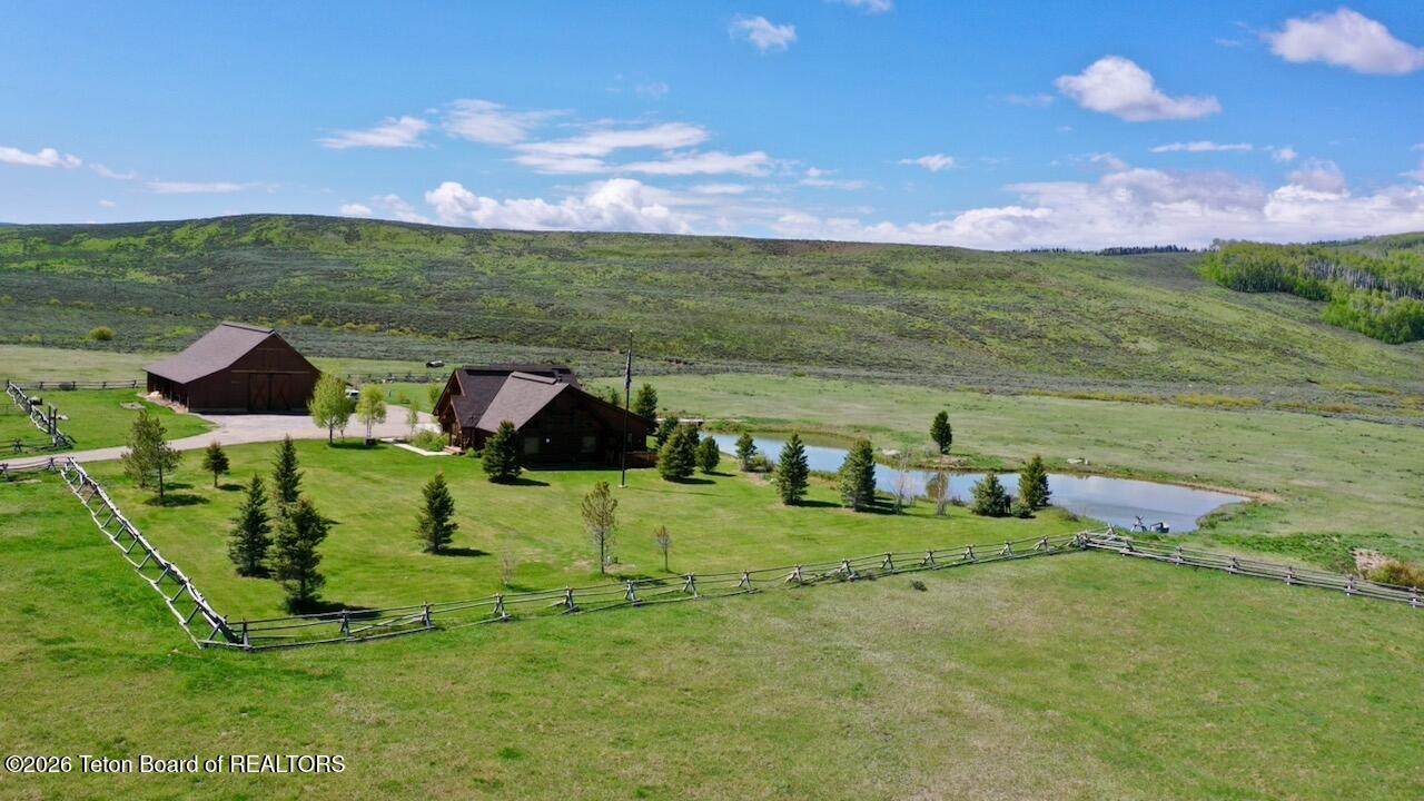 https://bt-photos.global.ssl.fastly.net/teton/orig_boomver_1_26-1623-2.jpg