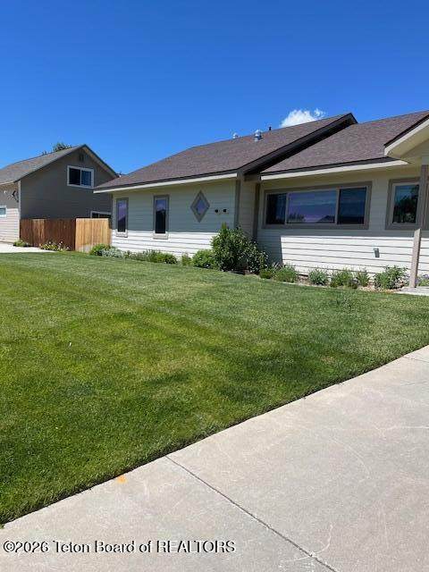 309 Spruce Street - Photo 1