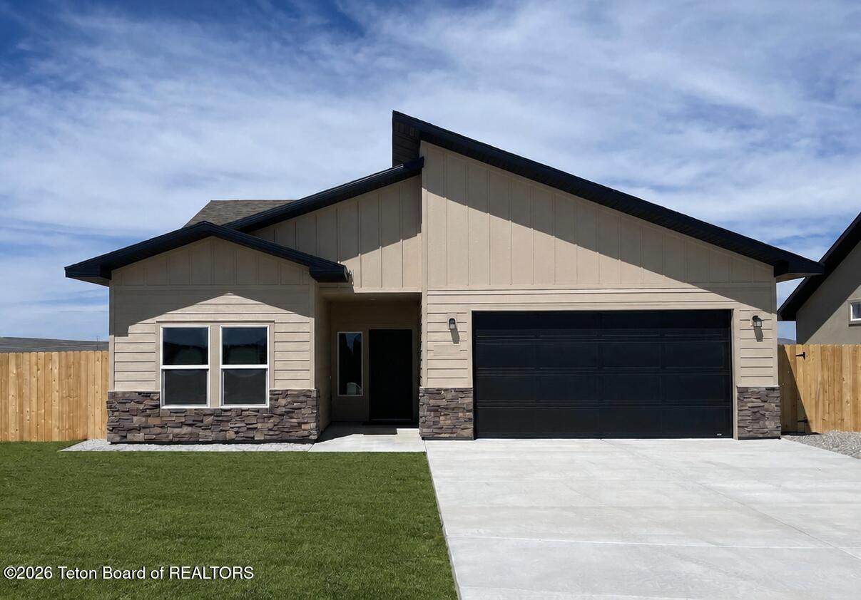 1610 Wrangler Way - Photo 1