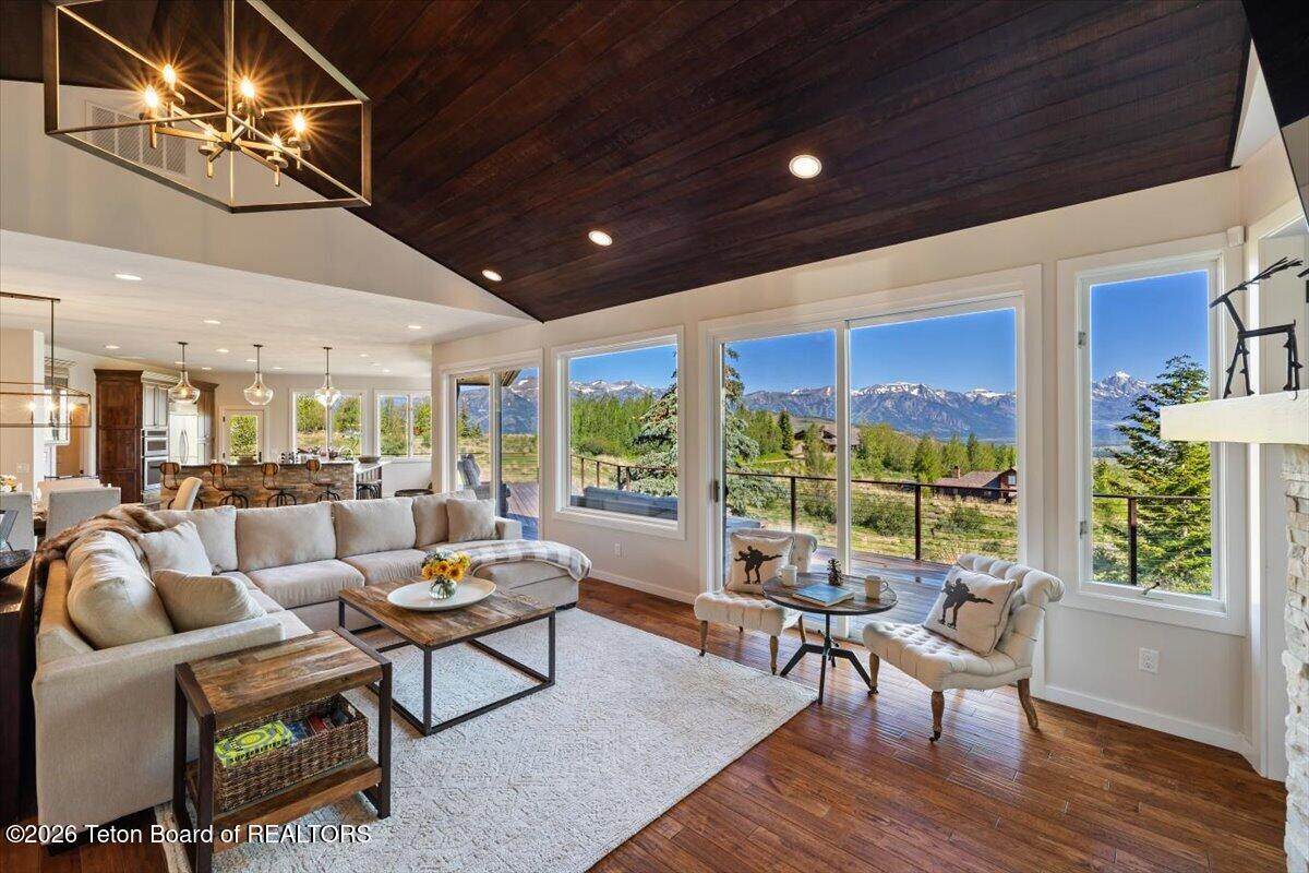 https://bt-photos.global.ssl.fastly.net/teton/orig_boomver_1_26-1693-2.jpg