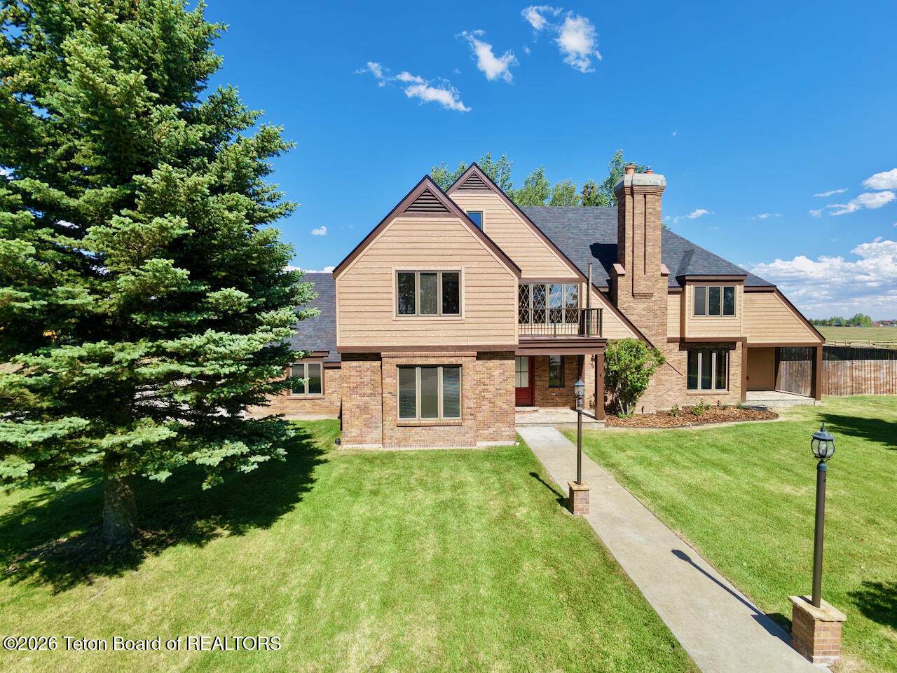 449 Country Club Lane - Photo 1