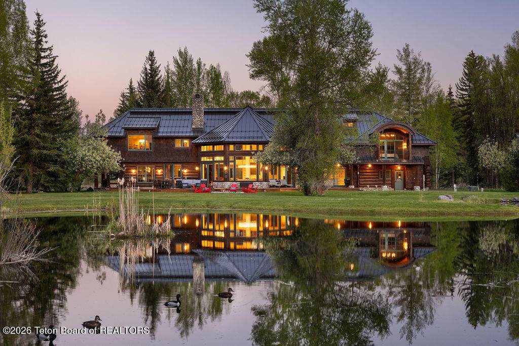 https://bt-photos.global.ssl.fastly.net/teton/orig_boomver_1_26-1770-2.jpg
