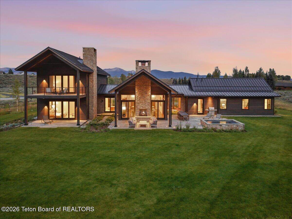 https://bt-photos.global.ssl.fastly.net/teton/orig_boomver_1_26-2396-2.jpg