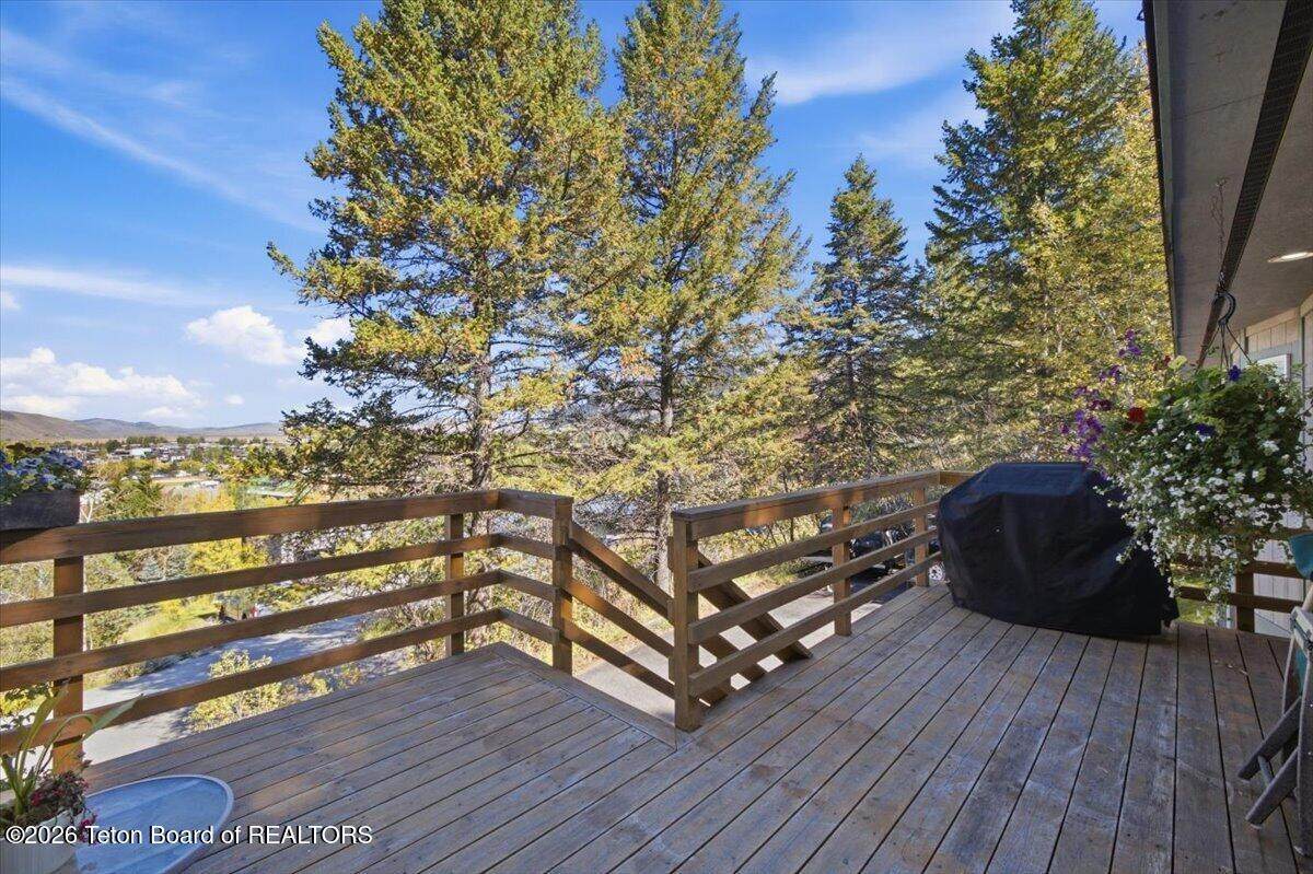 https://bt-photos.global.ssl.fastly.net/teton/orig_boomver_1_26-2447-2.jpg