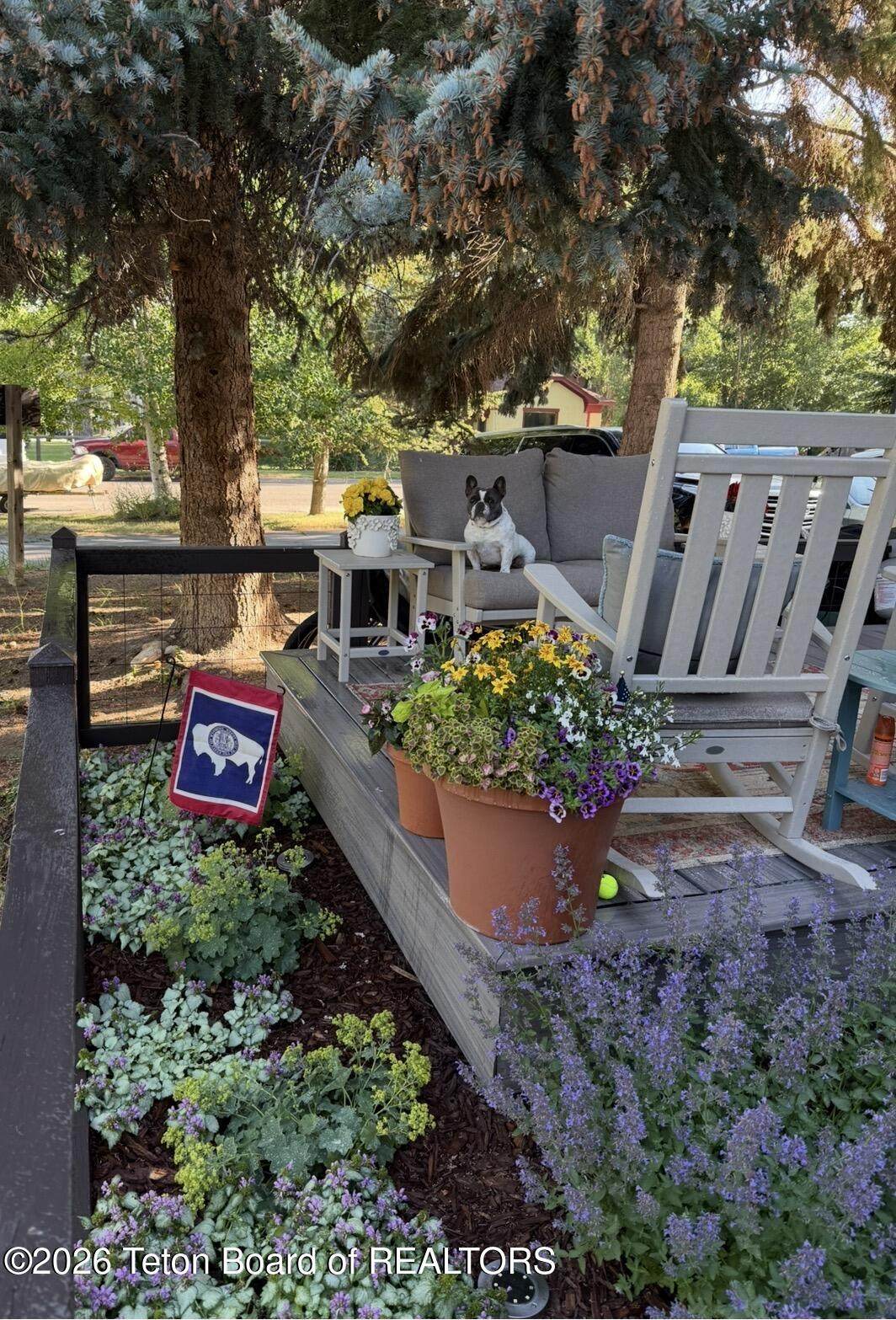 https://bt-photos.global.ssl.fastly.net/teton/1280_boomver_1_26-768-2.jpg