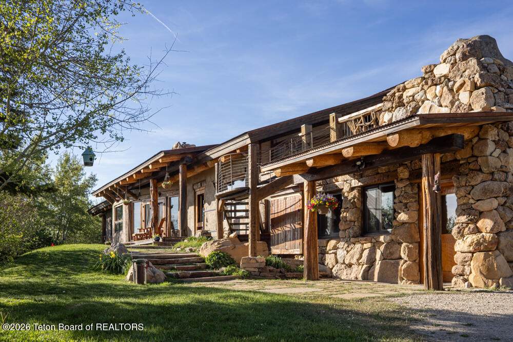 https://bt-photos.global.ssl.fastly.net/teton/orig_boomver_1_26-954-2.jpg