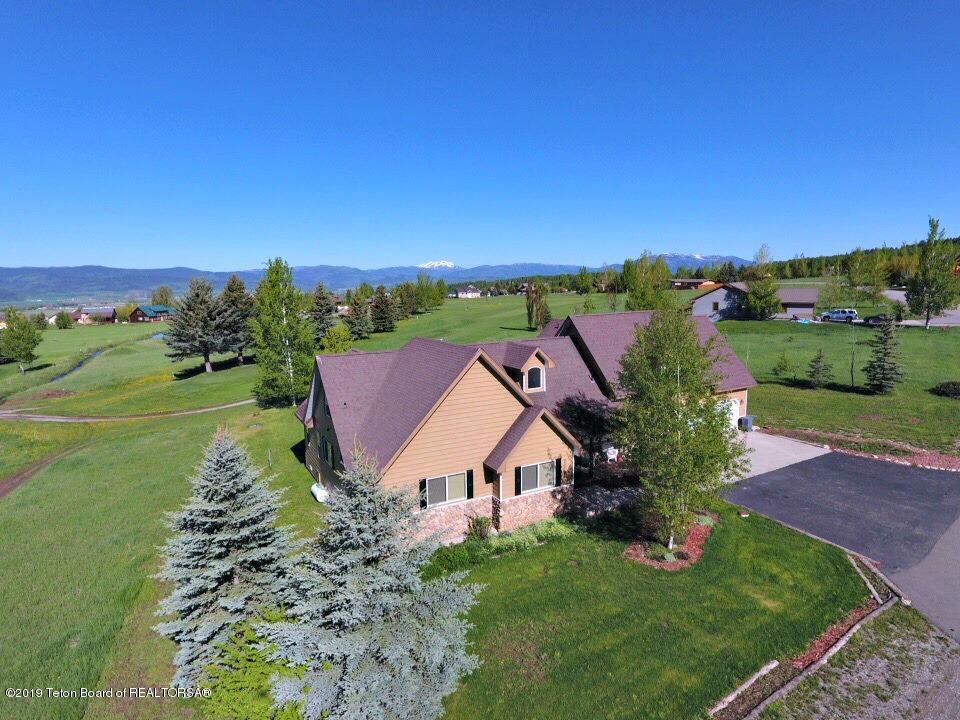 624 Alpine Way - Photo 1